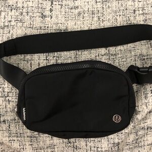 Lululemon Wear Everywhere Belt Bag